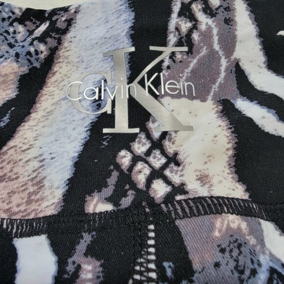 Calvin Klein Shorts Women's Abstract Animal Print‎ Bike Shorts High Rise S - Picture 5 of 9